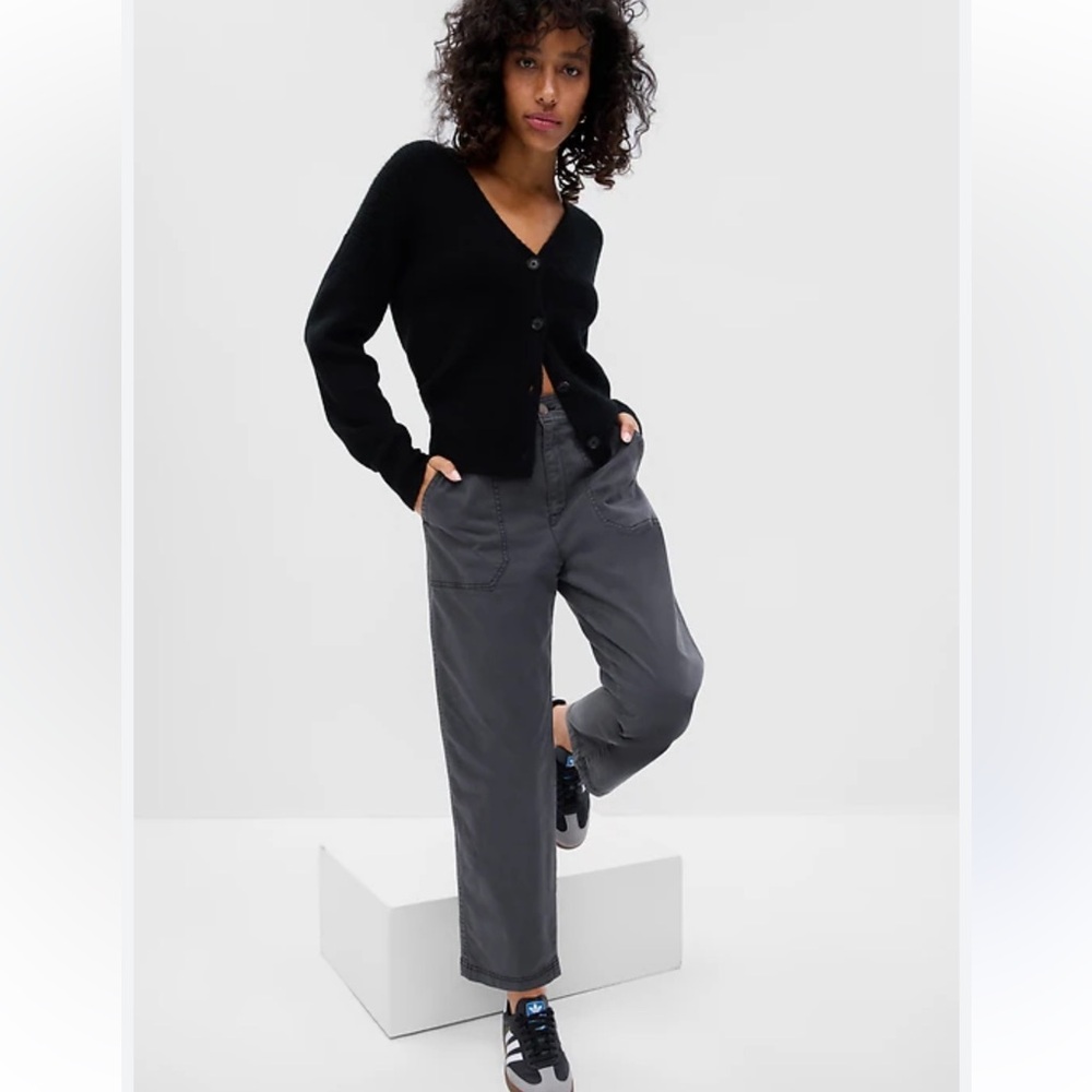 Gap Girlfriend High Rise Girlfriend Khakis - Black Size 28